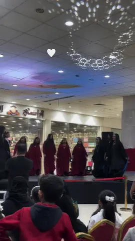 كل عام وأهل عُمان بخير يا وطن السلام والعزة. دامت أفراحكم، وارتفع مجدكم، وباركَ الله أرضكم وأهلها الطيبين من الخليج إلى الخليج 🇴🇲🇸🇦#عمان #لايكات #مالي_خلق_احط_هاشتاقات #ماشاءالله_تبارك_الله #الطايف 