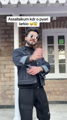 Comment ma hazir ho Zara 😇 ..?@SultanTipu @BashriRaja009 @wajahatkayani99 @Farukh kayani #bashriraja🤍 #foryou #foryoupage 