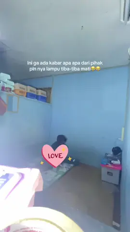 Happy anniversary ibu dan abah 🥰 terima kasih telah menjadi orangtua kami di kehidupan ini, samawa dunia dan akhirat, doa kami selalu untuk kalian 🫶🏻 maaf ya ummul dengan kakak hanya bisa kasih hadiah ini saja, sekoga kedepannya bisa memberikan yang lebih baik lagi. Lop lop😚❤️🫶🏻@MamaMocca 