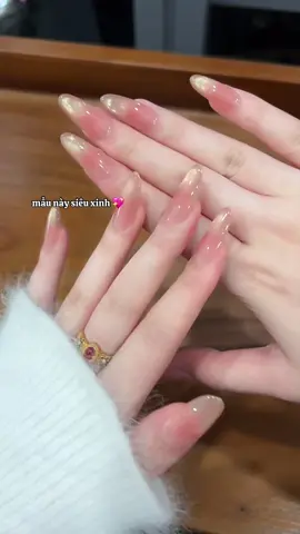 mời các khách iu qua shop làm nails theo yêu  cầu tại 78  Láng Hạ nhaa  #nails #imbichphuongnails #imbichphuongstudio #nailbox #xuhuong 