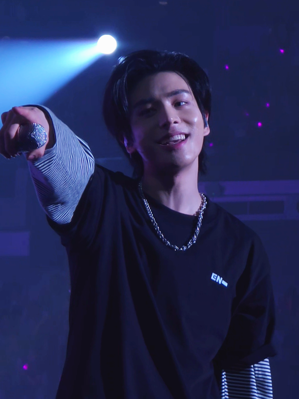 ganteng + cakep = Jake, Jake = cakep + ganteng ♾️🩷 ((Mutlak.)) #Jake #enhypen #제이크 #SimJaeyun #SimJake 