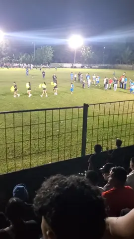 la pulga asiendo lo sullo 😅