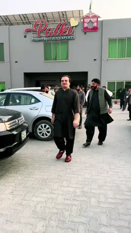 #trending #khanewal #viralvideo #foryoupage❤️❤️ #CapCut 