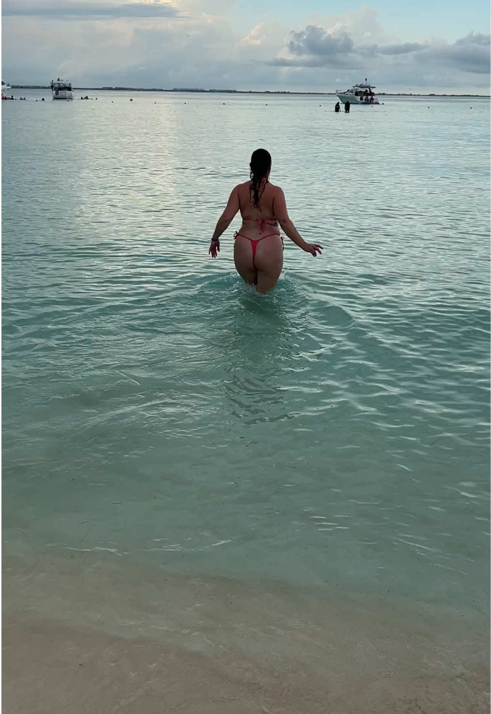 Beautiful beach/playa #mexico #cancun #islamujeres #bikini #sea 