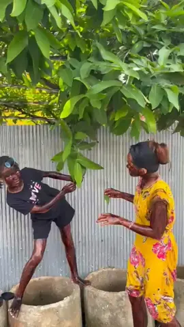 SAMA2 KECEMPLUNG DEH #3s #smoothshinestunning #lulurhitam3s #beddalotong #lulurpemutihbadan 