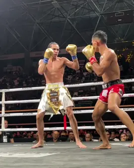 Selamat kepada @Ronal🥊🇮🇩  @𝓟𝓾𝓽𝓻𝓪🖤  telah meraih gelar Most Valuable Fight of the night Byon Combat Showbiz Vol.6 Indonesia vs Malaysia 2. Setelah menyajikan pertarungan yang sangat intense berd*rah & brutal!! Dengan demikian Ronal & Putra akan mendapatkan bonus sebesar 50 Juta Rupiah dibagi dua!! #byoncombat #putraabdullah #ronalsiahaan 