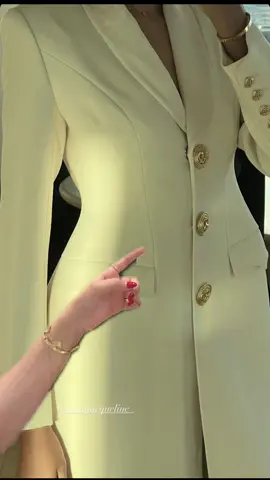 وييين اقوى وحده تسويها لنا؟🥹🥹 #عبايات #بليزر #عبايه #الرياض #اكسبلورexplore 