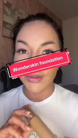 Replying to @Alexandra V de asta ziceai nu ? E singurul fond de ten pentru care aș paria toți banii mei ❤️🤣 e water proof, transfer proof, super blendable si efectiv nu am ce sa îi reproșez 10/10 #fonddeten #makeup #foundation #wonderskin #tiktokmademebuylt 