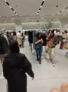 Truco infalible para salir del Zara chavales 