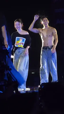 แก ไฟขาวมากกกก ส่องตาจะบอด 😍 #BamBamHOMETOWNConcertDay2  #BamBam_Concert_HOMETOWN  #HOMETOWN #แบมแบม  #BamBam 