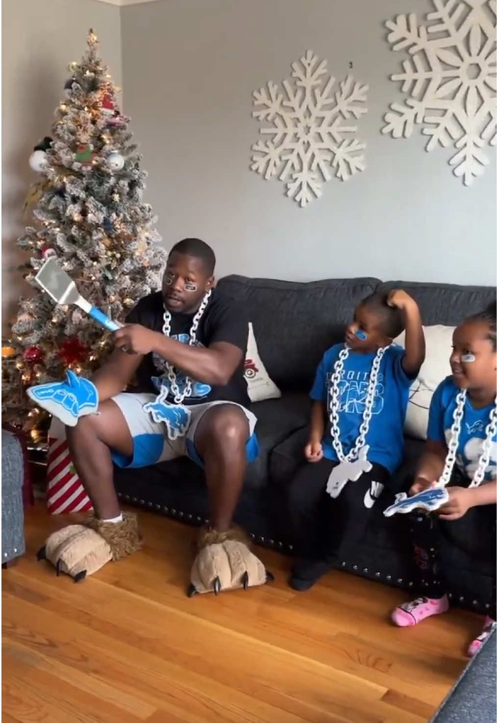 Nothing was stopping Moses😤 (Via: @dj mowill) #nfl #nflfootball #detroitlions #onepride #nflmemes 