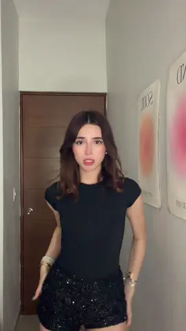 mi short 🖤 @SHEIN @SHEIN Mexico  Nombre de la tienda:SHEIN PETITE 🆔 62474719 🔗 https://shein.top/6d9lm58 🔍 Busca G7T46 para comprar mis selecciones de moda en SHEIN 🔥 #SHEINtrends #publicidadpagada  Usa FC254monserratfloresss775 para  descuentos!🖤