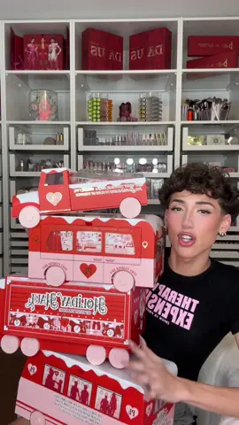 Unboxing a $500  ADVENT CALENDAR 😧 Would you spend $500 on an advent calendar?  #adventcalendar #makeup #beauty #umboxing #plouise @PLOUISE 