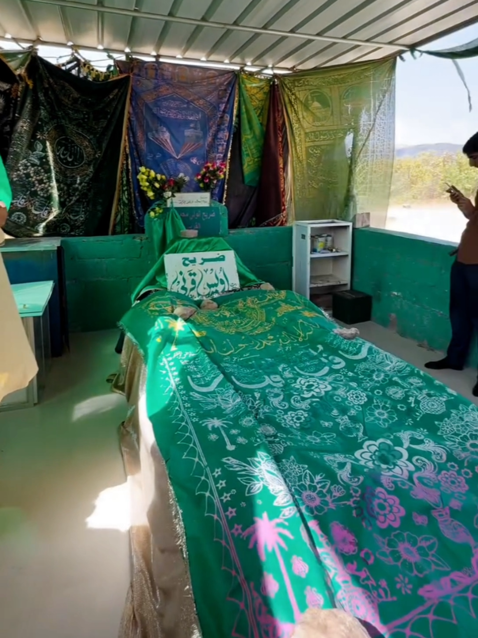 Shrine of Uwais Qarni and His Profound Love for Prophet Muhammad#UwaisQarni #IslamicHistory #LoveForProphet #SahabaStories #SpiritualLegacy 