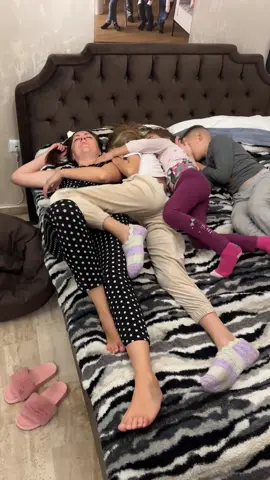 #funnyvideo #family #familytime #couples 