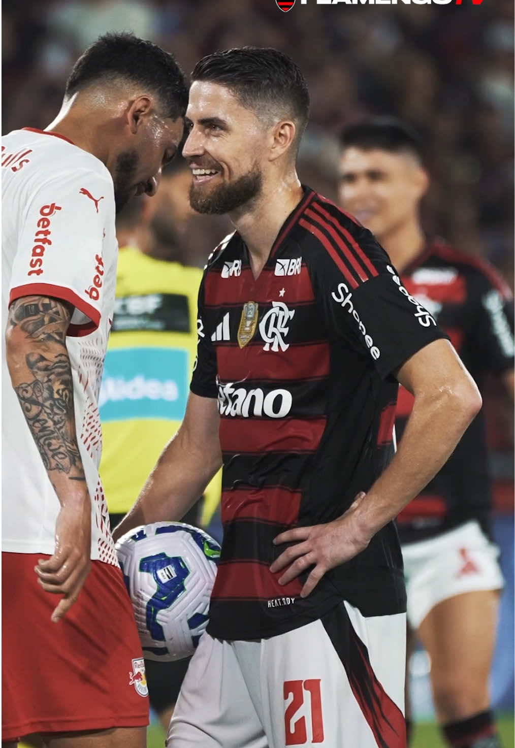 Pressão? Sorte? Técnica, treino e muita prática! Quase deu Jorginho!  #lancedojogo #jjump #flamengo #tiktokesportes 