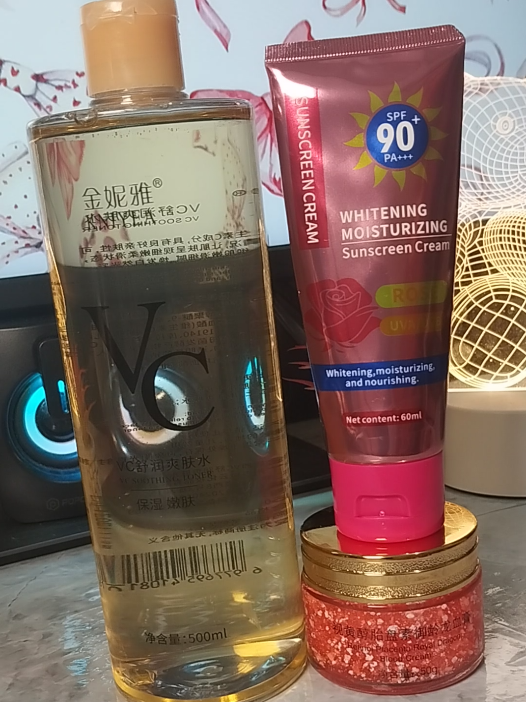 3 in 1 Skincare combo na very affordable lang pero lakas maka glass skin ng atake bes! checkout na habang my stock pa. #vctoner #sunscreen #dragonbloodcream #retinol #skincareroutine 