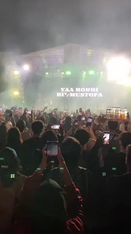 Konser abi @Haddad Alwi  😍❤️ #fypシ  #fyp #masyaallahtabarakkallah 