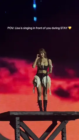 I can’t count how many times I cried and died during Stay and half of it was because of Lisa 😭😭😭 love you forever, BP!! 🖤💖 #blackpink #deadline #deadlineworldtour #lisablackpink #lisa 