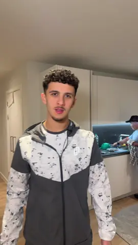 He’s gagging for it babes x @bigbeno03 