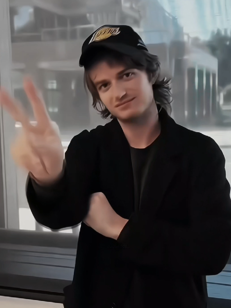 MY BIGGEST FLEX IS THAT I TOOK THE INTRO VIDEO😛 #djo #joekeery #steveharrington #fyp #foryou 