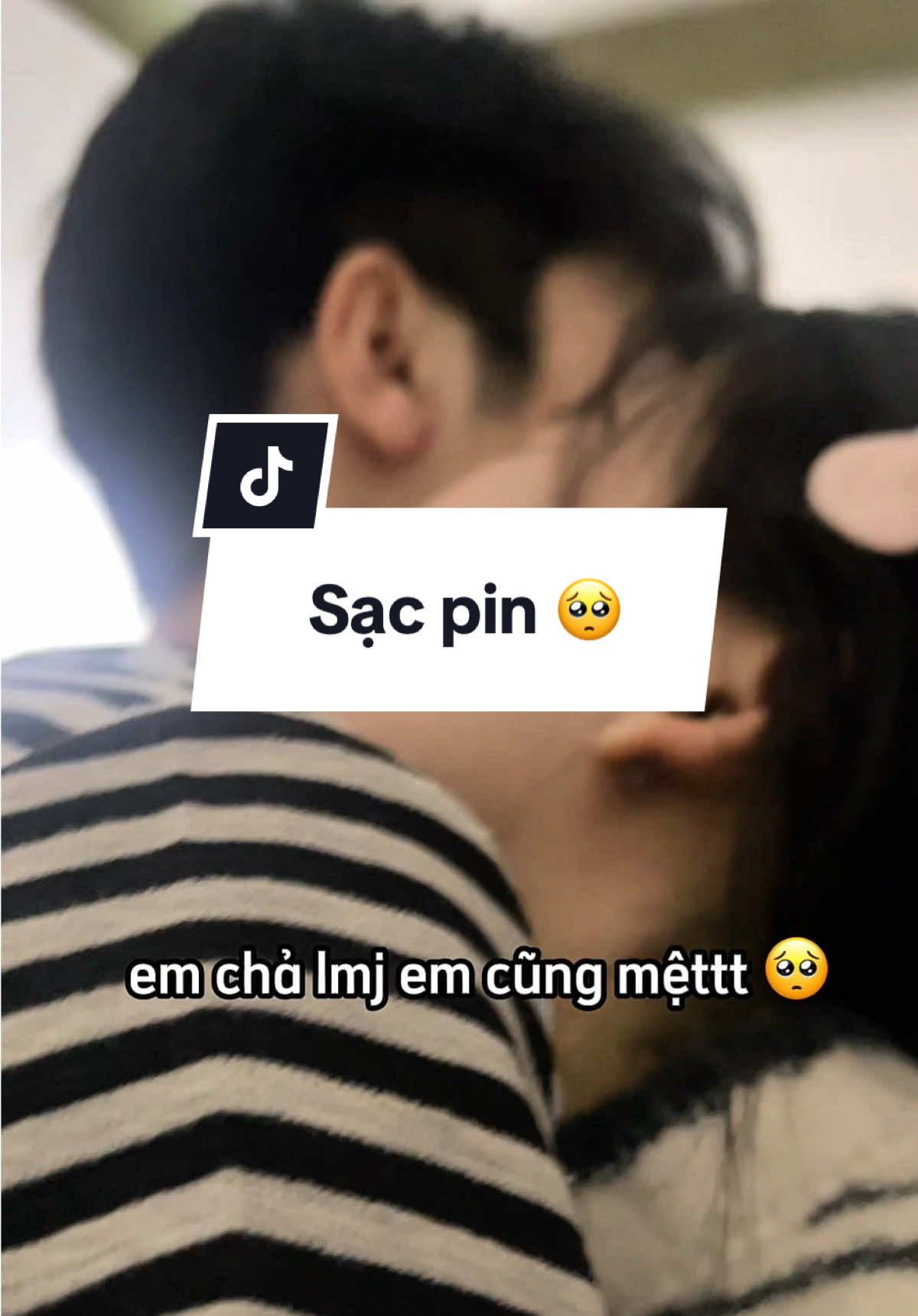 Mỗi lúc mệt mỏi quay ra thấy ổng 🥺 #couple #fyp 