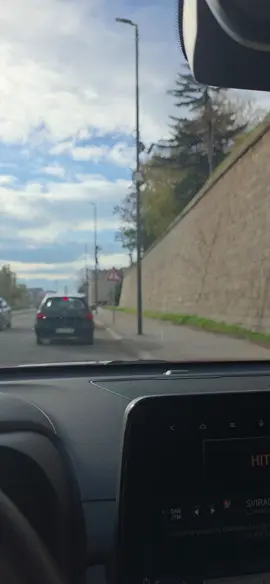 Kad bi mogli da biramo u koga ćemo se zaljubiti.. 💘 #ljubav #avantura #sumnja #fyp #niš 