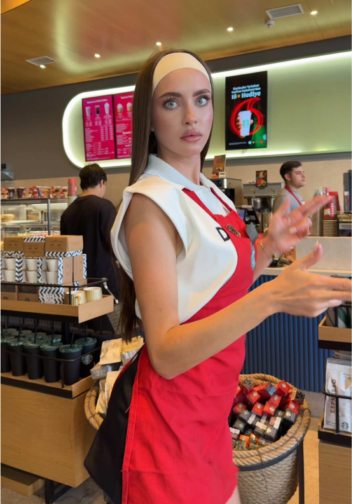 But it won’t be me 😜 #dance #ariana #cafe #danceinpublic 