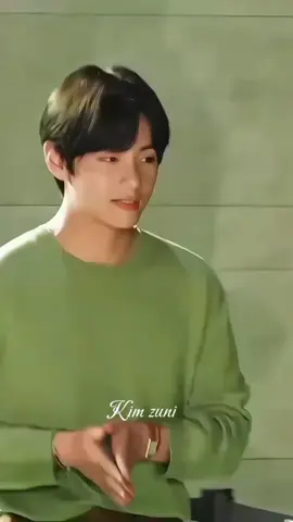 Kim teahyung  #pleaseunfreezmyaccount😭😭 #fypシ゚viral #kimteahyung #teahyung #explore 