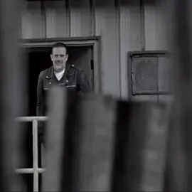 لعب فيهم 🔥#ريك #rickgrimes #thewalkingdead #rickgrimesedit #thewalkingdeadedit 