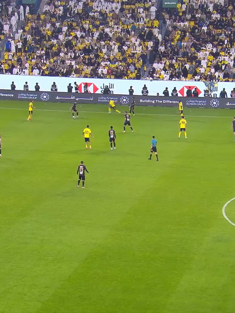 هدف! ⚽️ مراد هوساوي يقلّص النتيجة للخليج أمام النصر 🔥 #النصر_الخليج