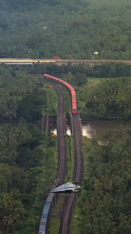 Indian 🚉 railway Vanda Bharat express 