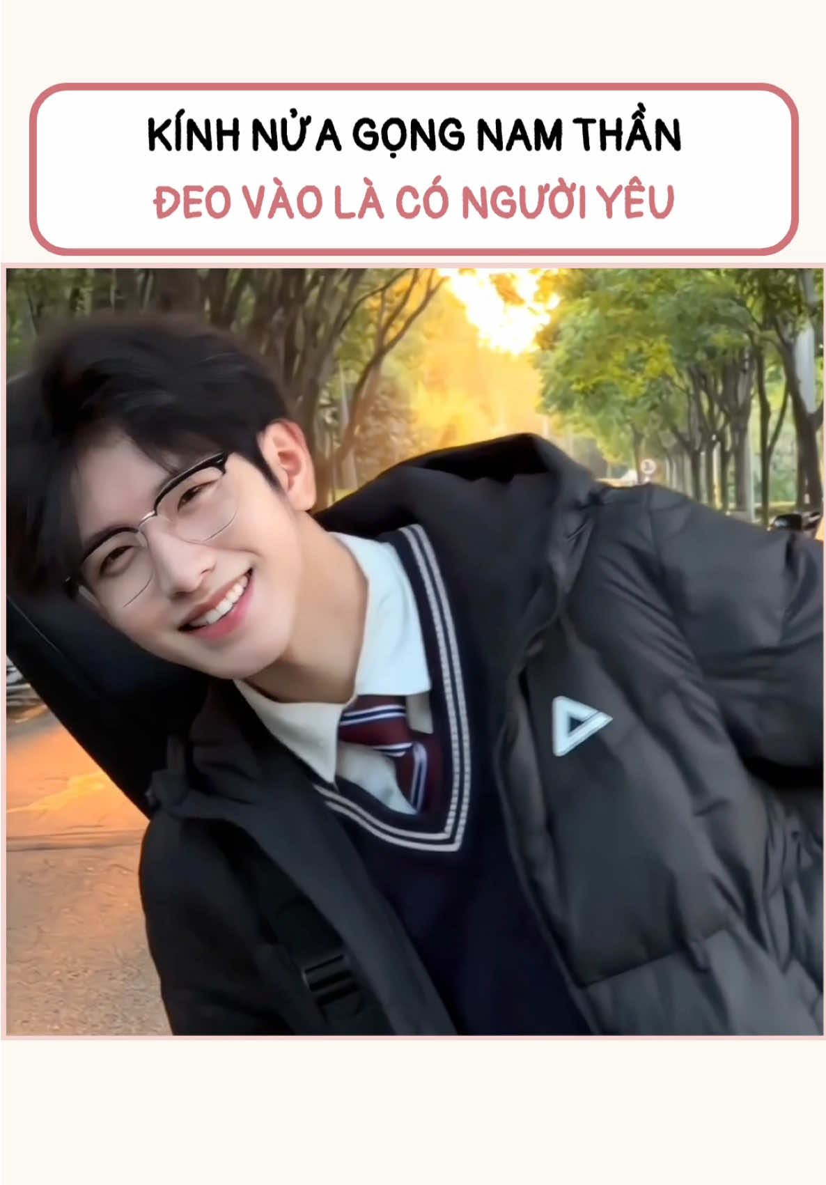 Kính nửa gọng nam thân đeo vào là có người yêu #kinhnuagong #kinhmat #kinhcan #kinhmatthoitrang #kínhmắt 