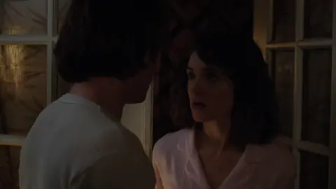 take on me | #strangerthings #jonathanbyers #nancywheeler #jancy #takeonme 