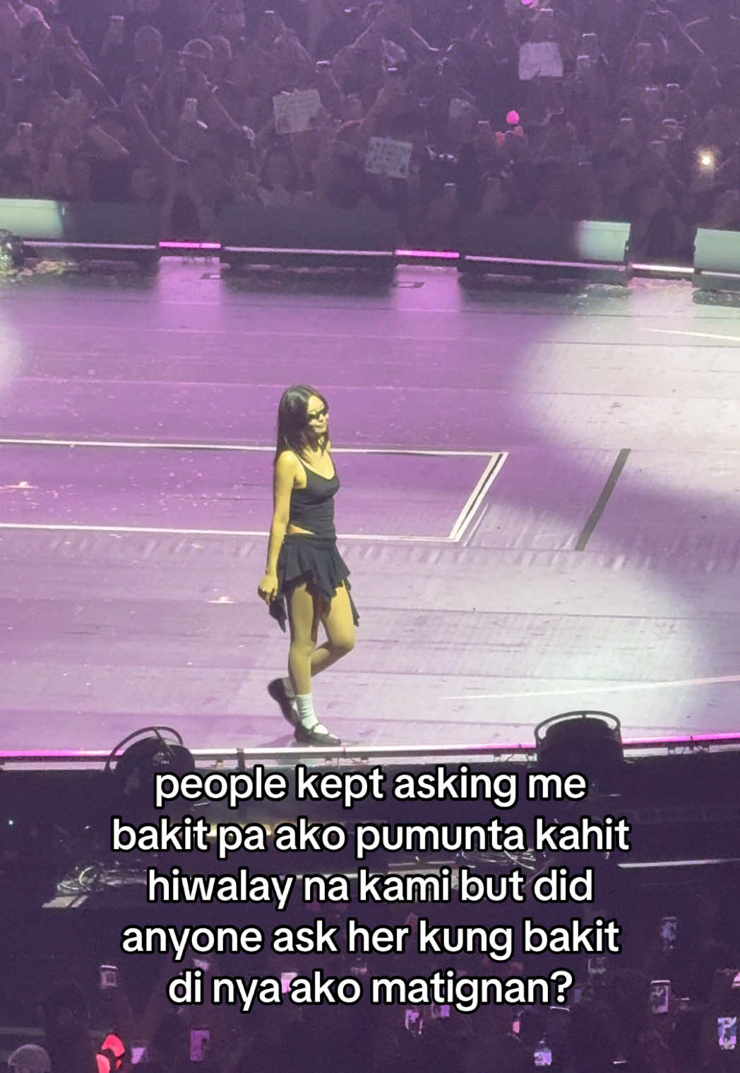 umiiwas ng tingin e may feelings pa siguro? #jennie #blackpink #blackpinkworldtour #deadline_in_bulacan #fyp 