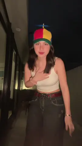 hoy todos flotamos #welcometoderry #evapartis 