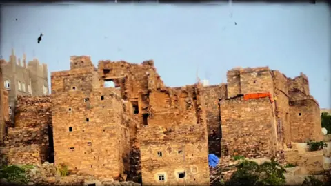 يافع حاضراً 🫡📸 #تفاعلكم_حتى_أستمر #يافع #تاريخ_وحضارات @خالد ابوتميم اليافعي 📸 @ابو يافع 🦅 @الجنوبي ابو هيله 