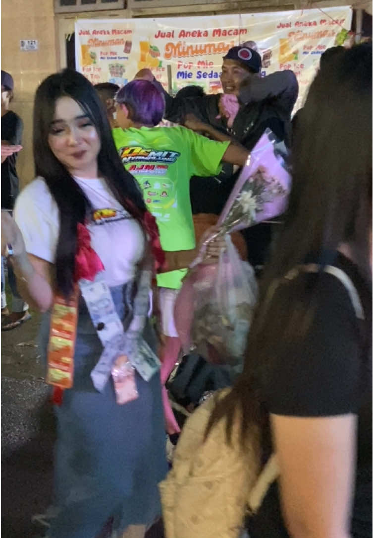 Karnaval Kromasan @andin_ds @Cetina_saputri2 @AJM PRO AUDIO OFFICIAL #karnaval2025 #kromasanngunuttulungagung #lewatberanda #fyp #xybca 