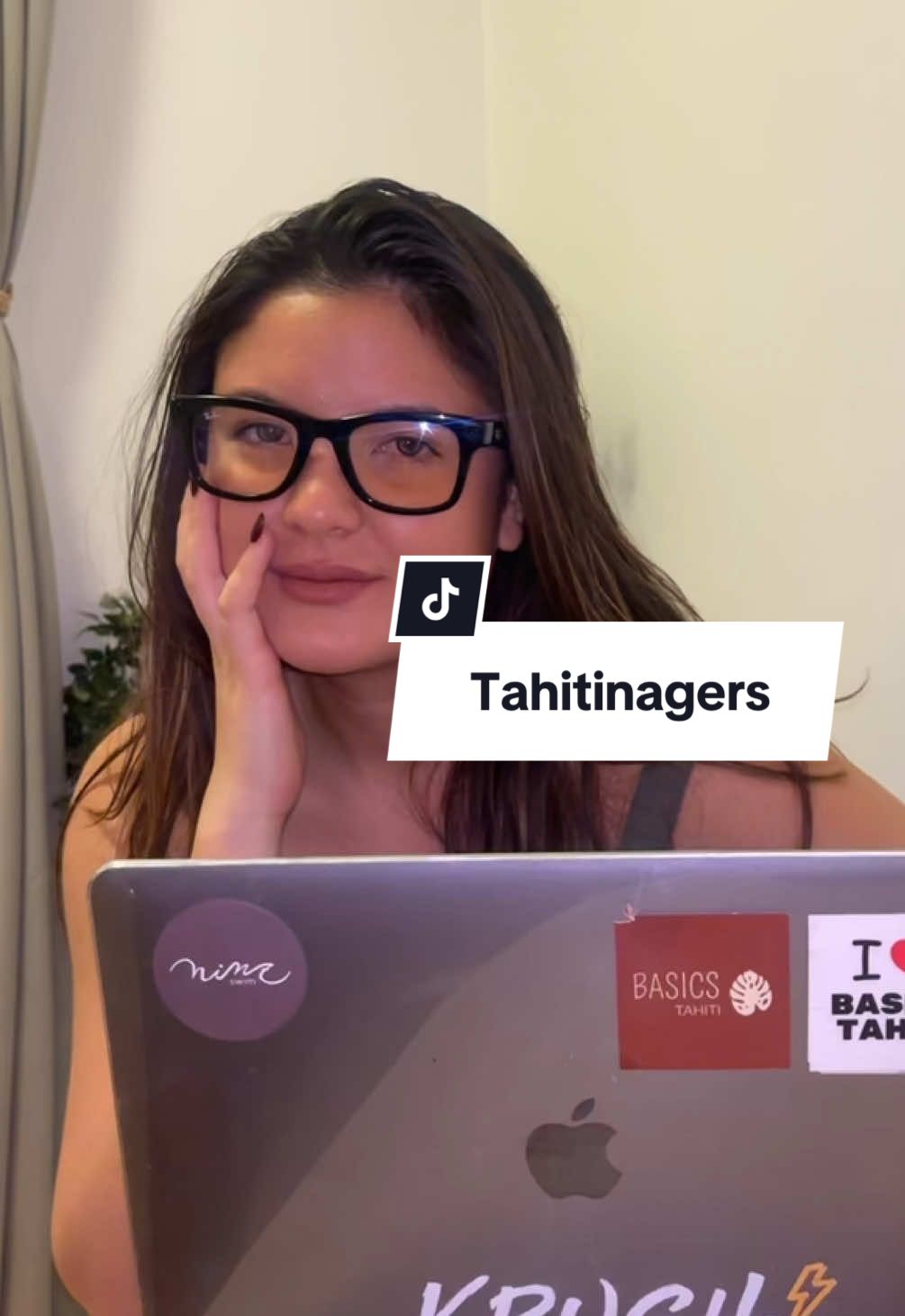 Banger des îles #tahitinagers 😂😂😂 vous validez notre acting ?