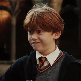 the youngest person ever! #ronweasley #ronweasleyedit #harrypotter #harrypotteredit #fyp 