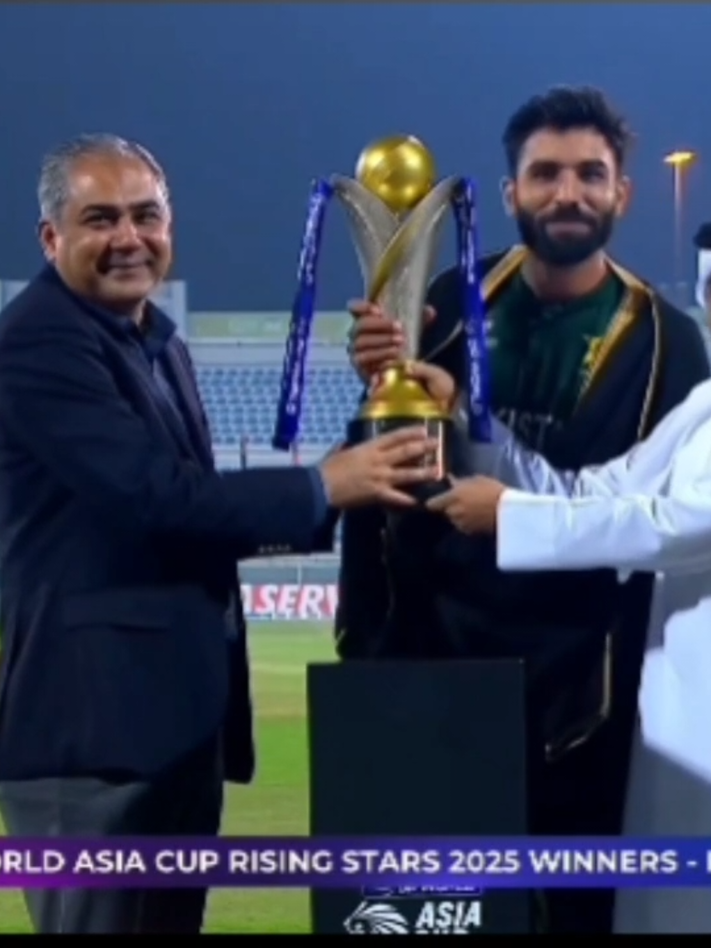 Pakistan team celebrate A trophy 🏆 #final #win #cricket #grow #account 