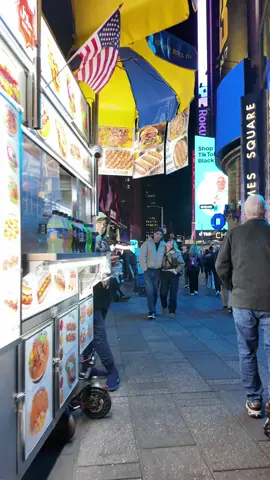 A walk through Times Square in New York City 🌟🗽 #nycwalk #timessquare #nycstreets #midtownmanhattan #elliewalks