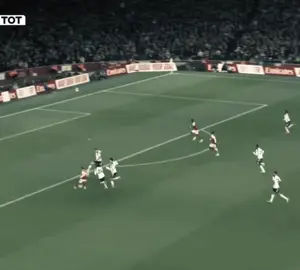 حتى الوصف حاير بيك يا أزي🙎🏻‍♂❤. #raelmadrid #raelmadrid #fyp 