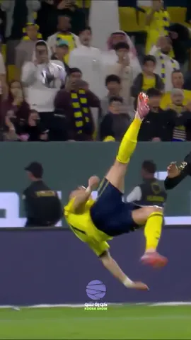 #كريستيانو_رونالدو  يصنع واحدة من لحظاته المثيرة 🐐⚽️ #sportsinsaudi #النصر_الخليج #sportsontiktok #هدف_رونالدو