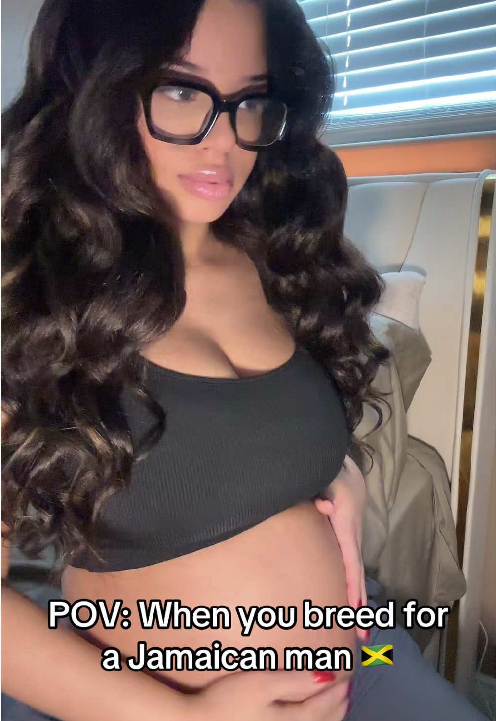 😂 the way I’ve been CRAVING 🇯🇲 food is insane 😩 #fyp  #foryoupage  #foryou  #pregnancy 