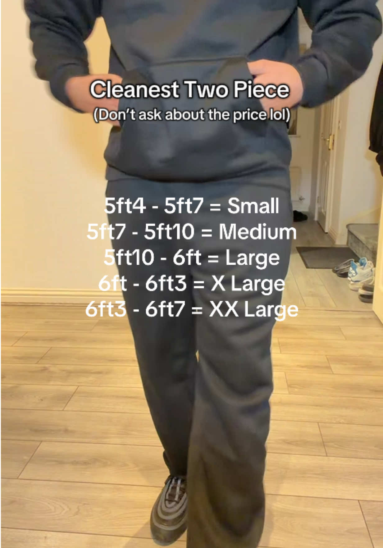 I’m 6ft1 in a XL in this Hoodie and Bottoms set. #tracksuit #mensclothing #clothes #blackfriday #fyp 