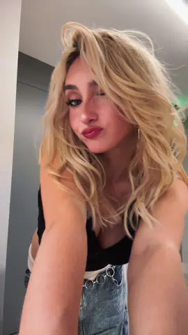 I’m obsessed dc: @Zoe Dang #dance