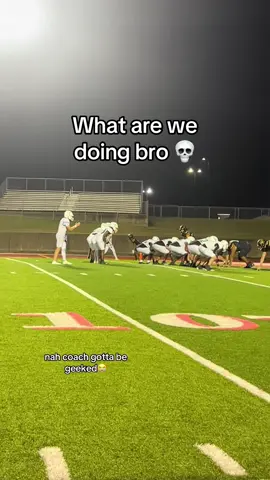 They gonna be running all practice 🤣 (via @sl8) #haha #football #fail #highschool 