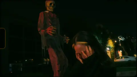 [ 002 ]  |  paniq room, la !! #neungstudios #film #cinematicvlogs #losangeles #trivianight 