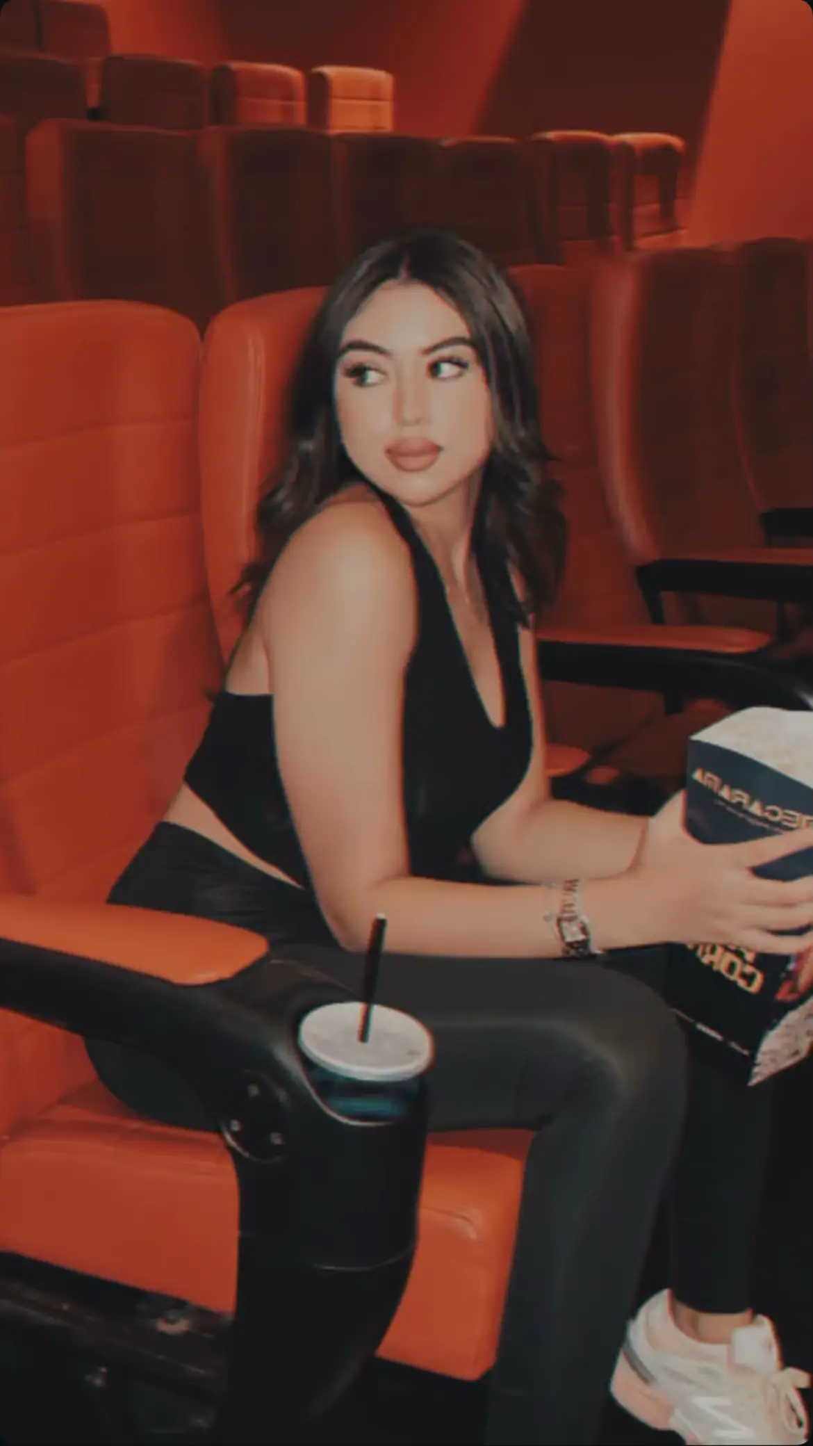 على باب السيما 🍿🎞️